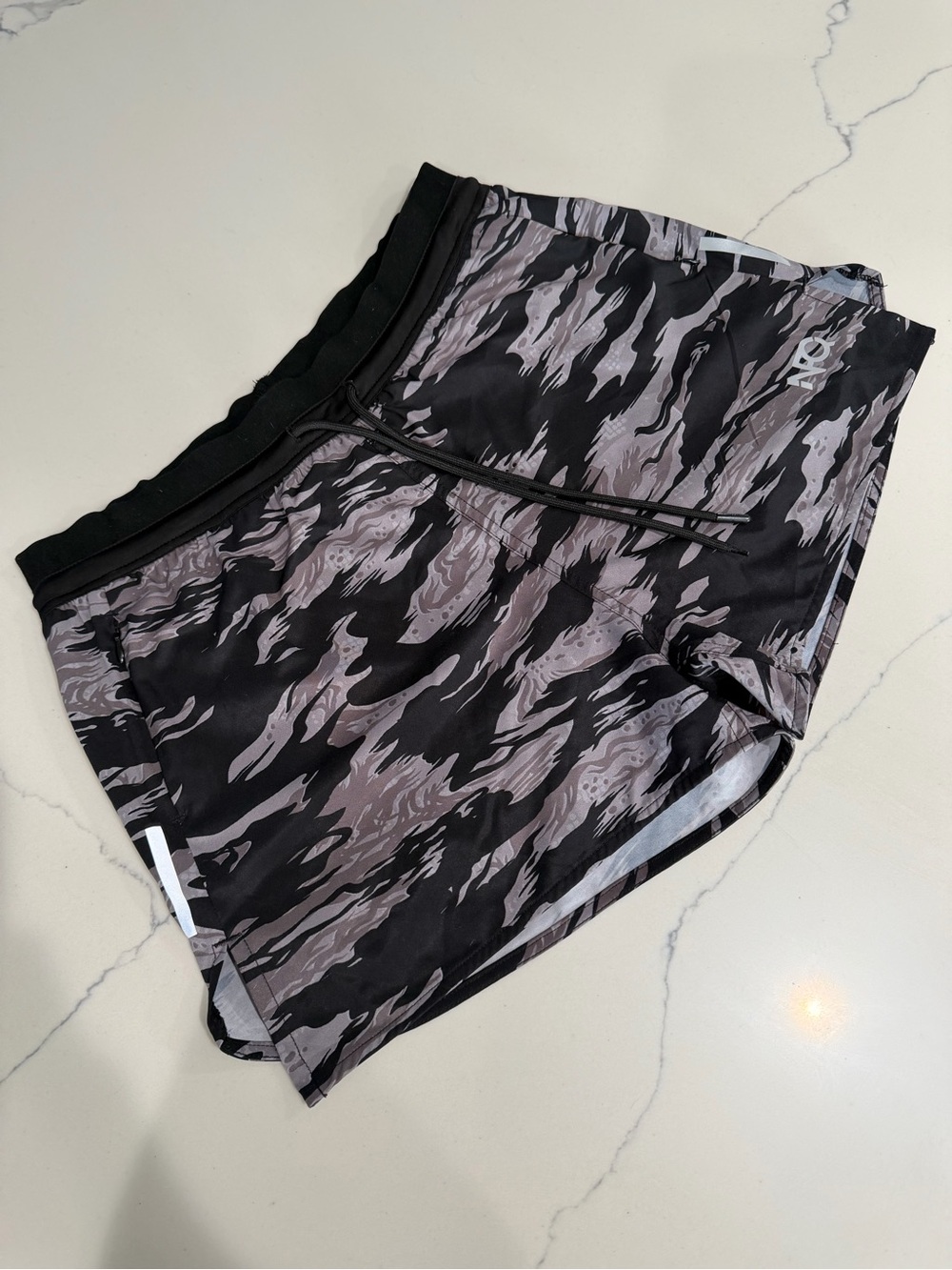 NFQ women’s Covert Sprint shorts - Grey Tiger Stripe
RARE